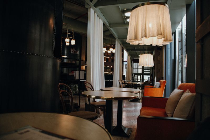 Cozy dining room interior at Green lantern pizza